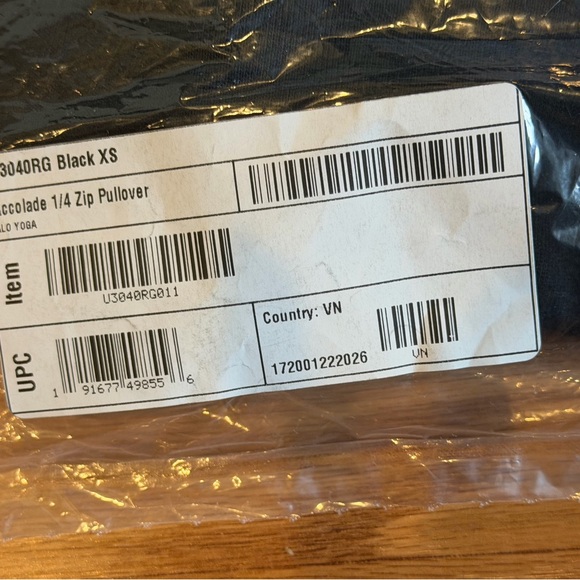 ALO Yoga Accolade Women's Black Quarter Zip Sweatshirt (Authenticity Guaranteed) - Picture 6 of 6